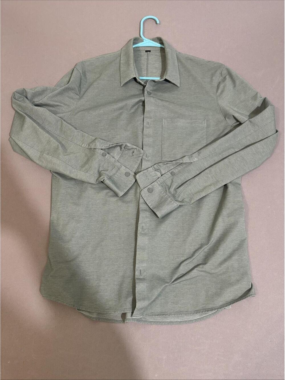 Lululemon Shirt Mens Large Light Green Commission Long Sleeve Pocket Button